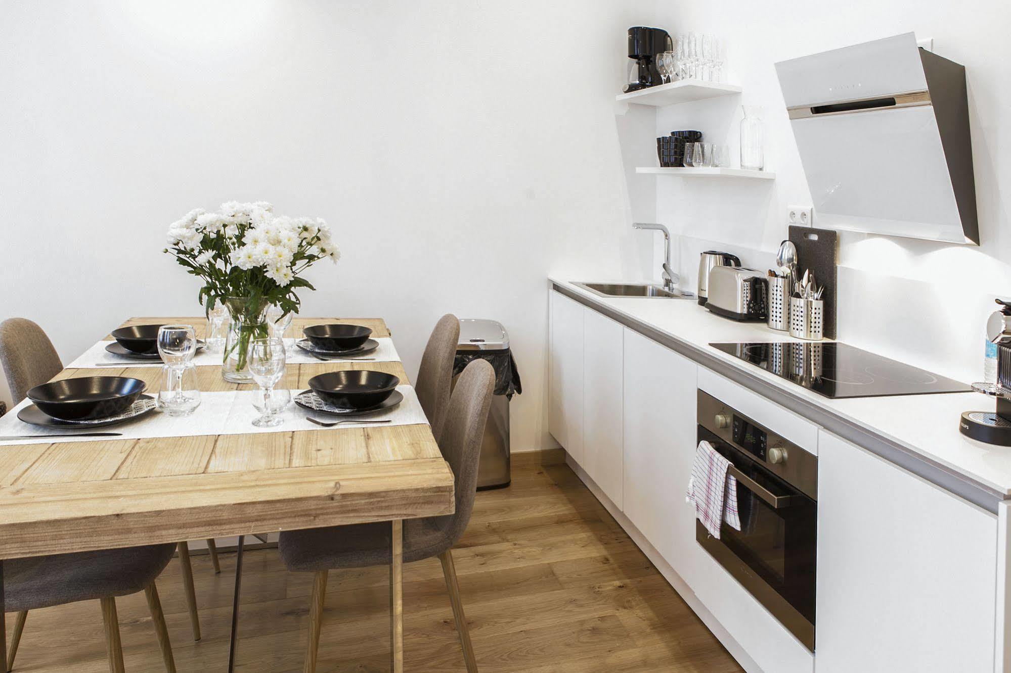 Flandres Appart' Hotel Par Nocnoc ลีลล์ ภายนอก รูปภาพ