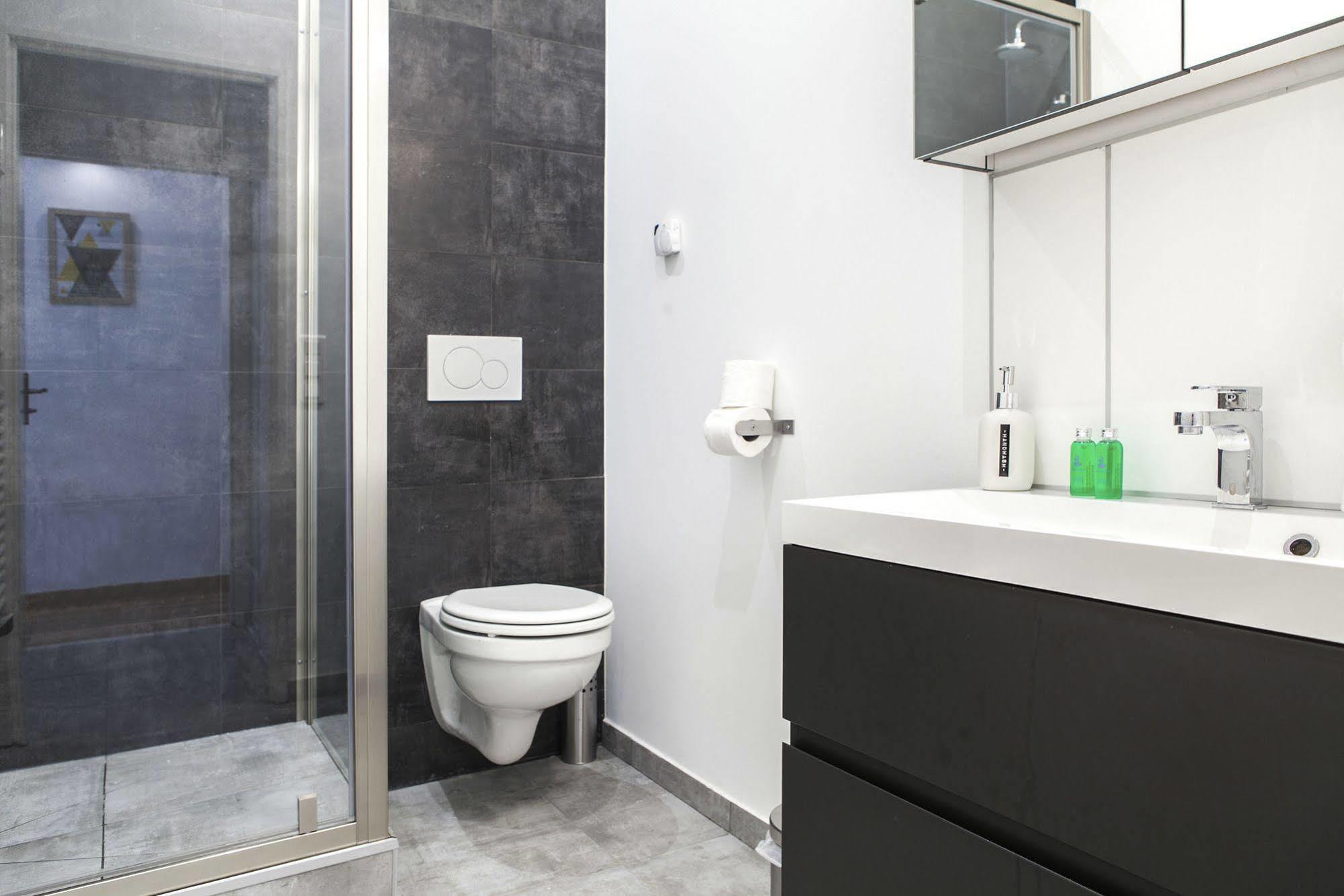 Flandres Appart' Hotel Par Nocnoc ลีลล์ ภายนอก รูปภาพ